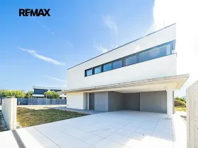 Prodej rodinného domu, Jesenice, Malebná, 206 m2