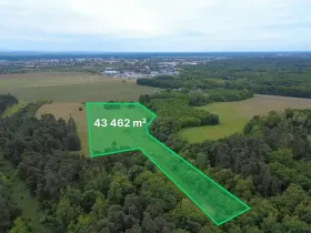 Prodej komerčního pozemku, Hodonín, 43462 m2