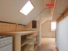 Pronájem bytu 2+1, Chotusice, 66 m2