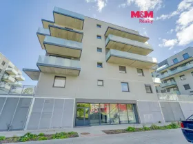 Prodej bytu 1+kk, Praha - Prosek, Čakovická, 27 m2