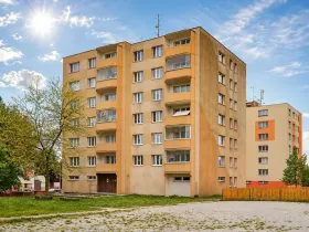 Prodej bytu 3+1, Trhové Sviny, Budovatelská, 73 m2