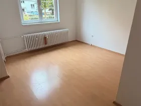 Pronájem bytu 2+kk, Pardubice, Sladkovského, 45 m2
