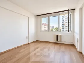 Pronájem bytu 2+1, Kolín, Čechovy sady, 67 m2