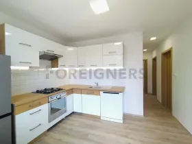 Pronájem bytu 2+1, Brno, Zborovská, 52 m2