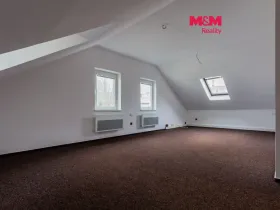 Pronájem kanceláře, Jeseník, nám. Svobody, 40 m2