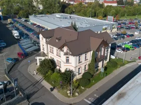 Pronájem kanceláře, Jičín, 17. listopadu, 688 m2
