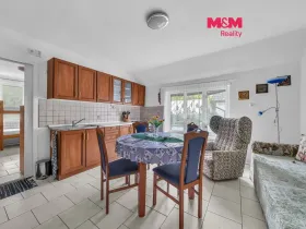 Prodej rodinného domu, Úsobí, 678 m2