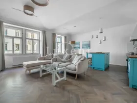 Prodej bytu 2+kk, Praha - Staré Město, Kaprova, 84 m2