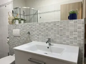 Pronájem bytu 1+kk, Pardubice, Na Okrouhlíku, 29 m2