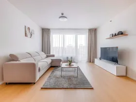 Pronájem bytu 3+kk, Praha - Vysočany, Hindlova, 82 m2