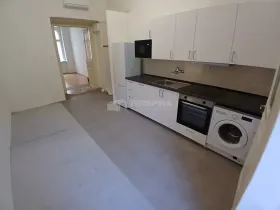 Pronájem bytu 1+1, Praha - Holešovice, Letohradská, 50 m2