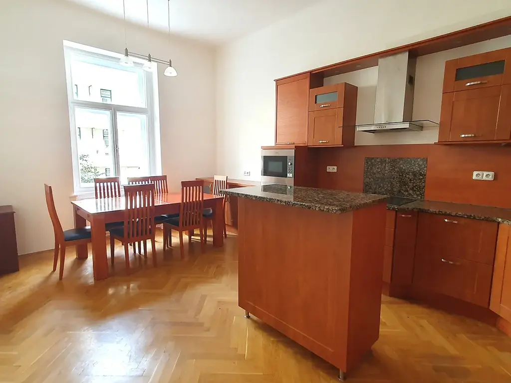 3+1, Italská, Praha 2 - Vinohrady