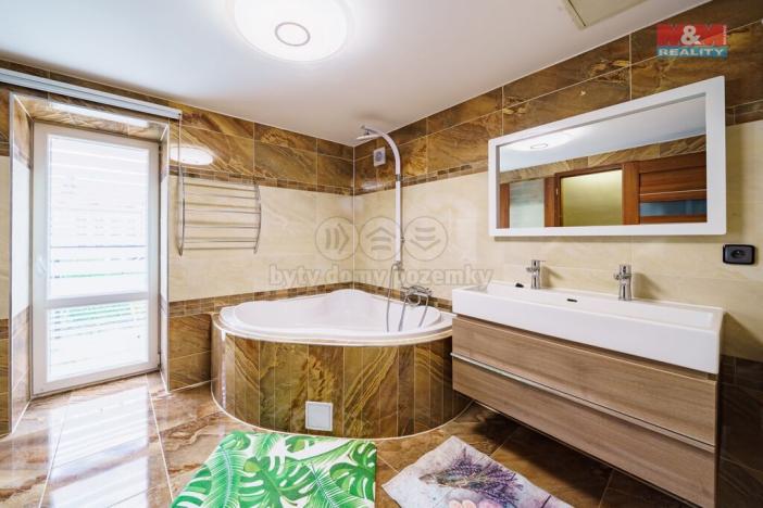 Prodej rodinného domu, Cheb, Dukelská, 140 m2