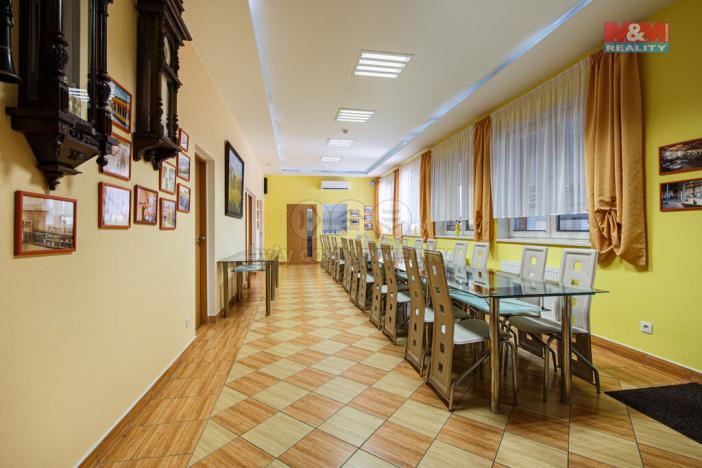 Pronájem komerční nemovitosti, Vřesina, Ovocná, 635 m2