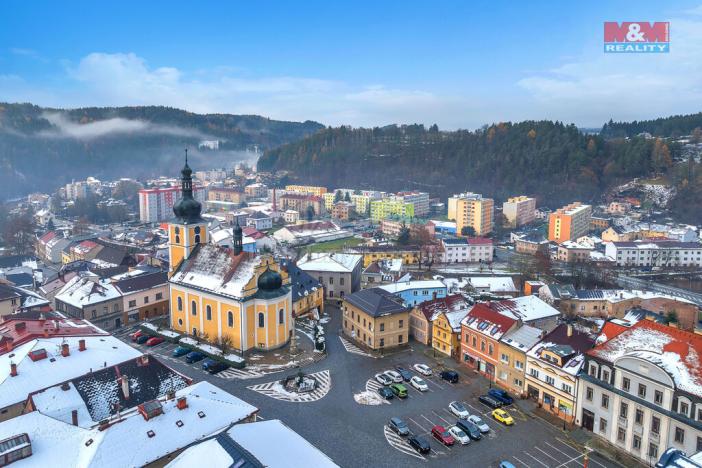 Prodej bytu 2+1, Úpice, náměstí T. G. Masaryka, 48 m2