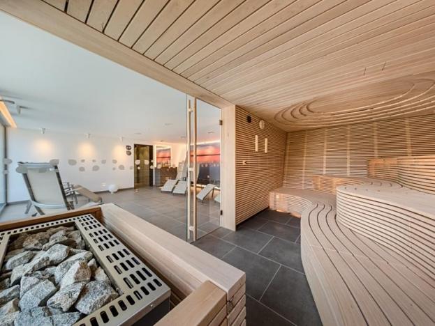 Pronájem kanceláře, Praha - Michle, Vyskočilova, 1321 m2