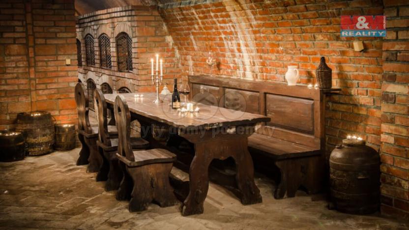 Prodej restaurace, Ostrava - Slezská Ostrava, Dědičná, 613 m2