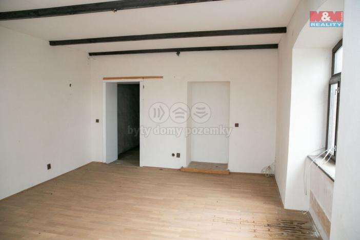 Prodej rodinného domu, Horní Cerekev, nám. T. G. Masaryka, 239 m2