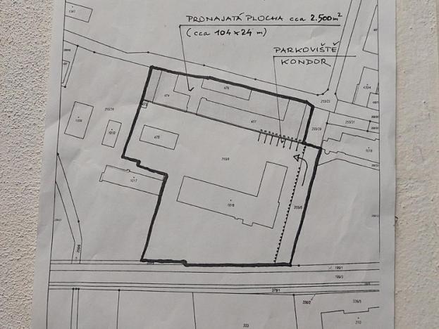Pronájem komerční nemovitosti, Pardubice, 2500 m2
