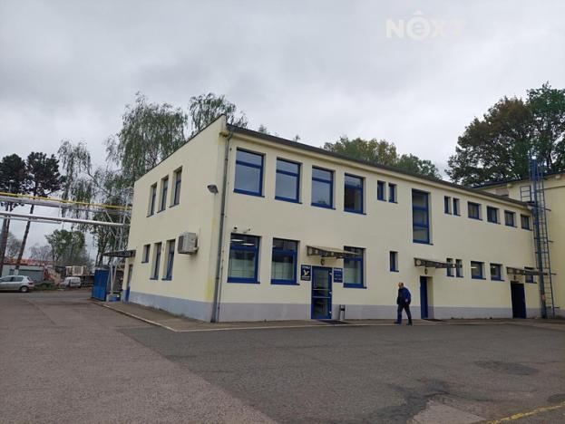 Pronájem komerční nemovitosti, Pardubice, 2500 m2