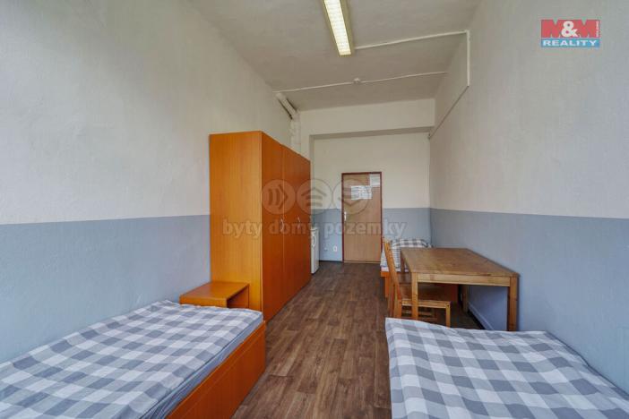 Prodej ubytování, Rokycany - Nové Město, Armádní, 3589 m2