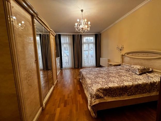 Prodej bytu 3+1, Karlovy Vary, Sadová, 112 m2