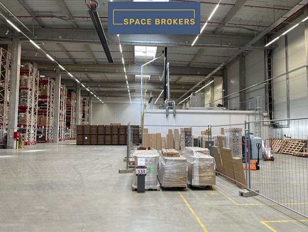 Pronájem skladu, Brno, 8721 m2