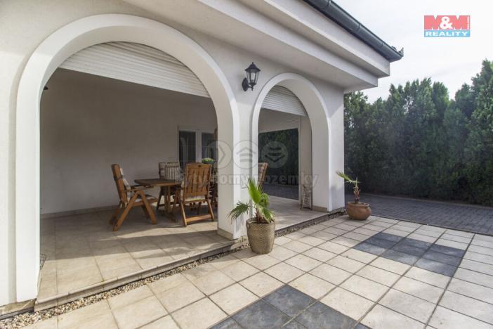 Prodej rodinného domu, Třebestovice, V zákruží, 280 m2