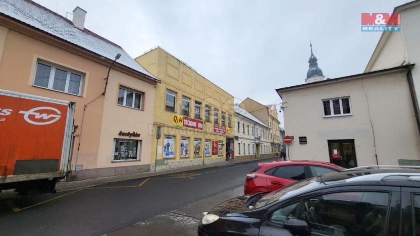 Prodej obchodního prostoru, Bílina, Želivského, 467 m2