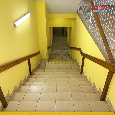 Prodej obchodního prostoru, Bílina, Želivského, 467 m2