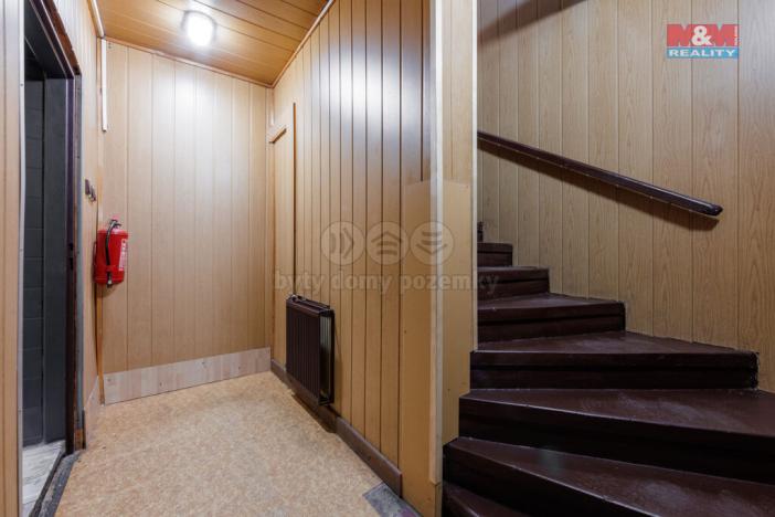 Prodej obchodního prostoru, Habartov, 1. máje, 121 m2