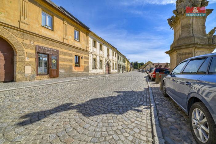 Prodej historického objektu, Manětín, 595 m2