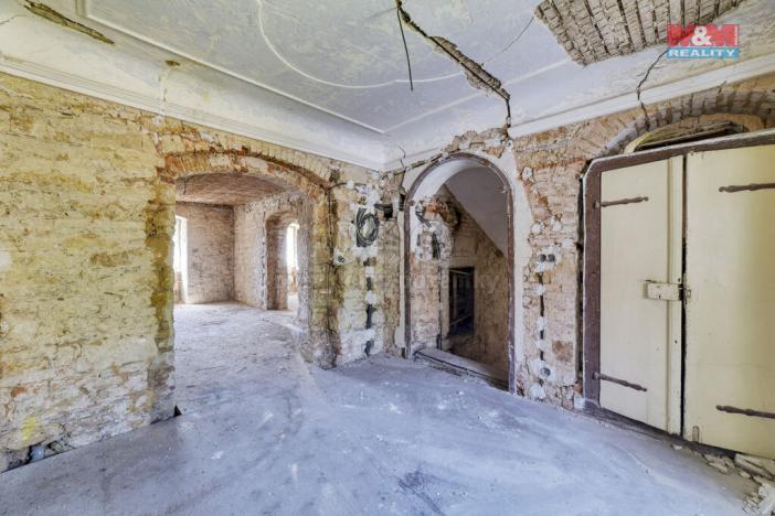 Prodej historického objektu, Manětín, 595 m2