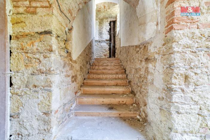 Prodej historického objektu, Manětín, 595 m2