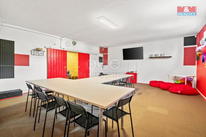 Prodej obchodního prostoru, Ústí nad Labem - Střekov, Truhlářova, 3086 m2