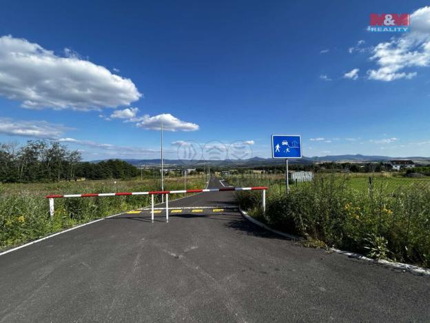 Prodej pozemku pro bydlení, Krupka - Unčín, 762 m2