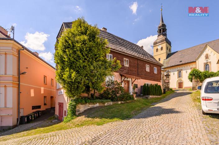 Prodej rodinného domu, Chřibská, 210 m2
