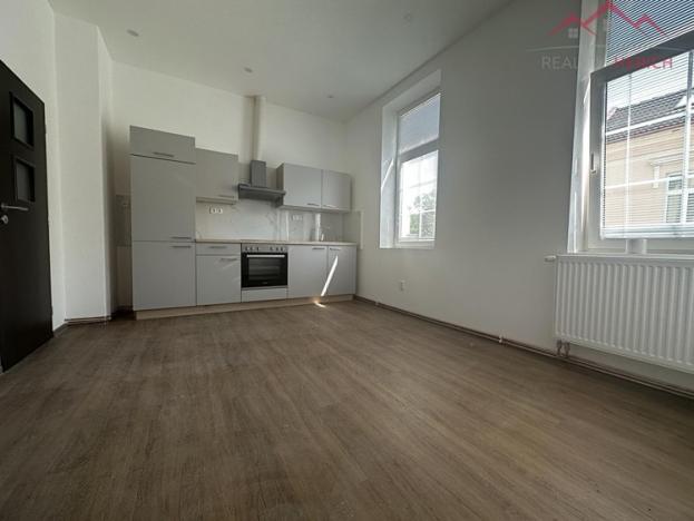 Pronájem bytu 2+1, Louny, Jeronýmova, 70 m2