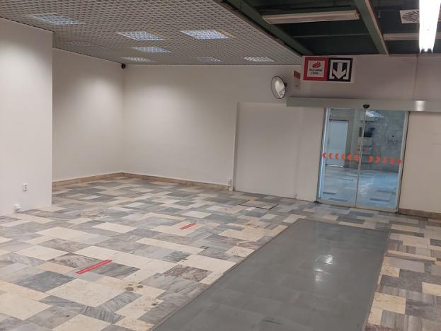 Pronájem obchodního prostoru, České Budějovice, Lannova tř., 100 m2