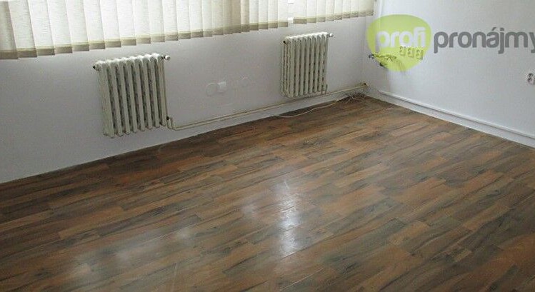 Pronájem kanceláře, Humpolec, Horní náměstí, 24 m2