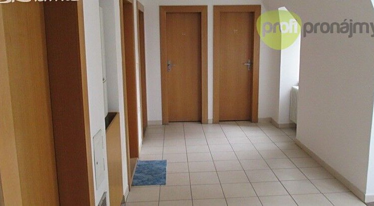 Pronájem kanceláře, Humpolec, Horní náměstí, 24 m2