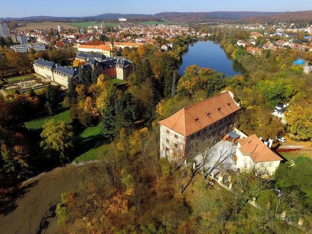 Prodej činžovního domu, Dobříš, Vargač, 1600 m2