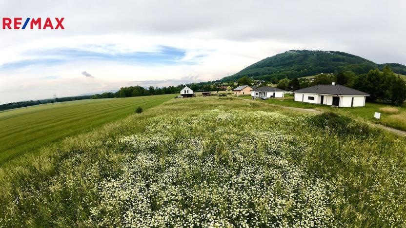 Prodej pozemku, Komorní Lhotka, 1000 m2