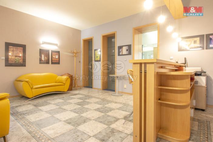 Pronájem restaurace, Liberec - Liberec IV-Perštýn, U Sirotčince, 145 m2