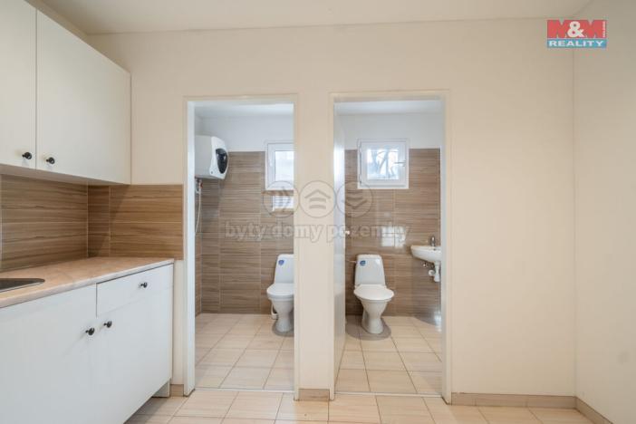 Pronájem skladu, Praha - Žižkov, Jana Želivského, 600 m2