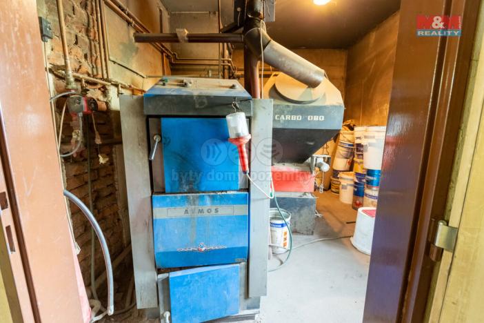 Prodej výrobních prostor, Valšov, 2000 m2