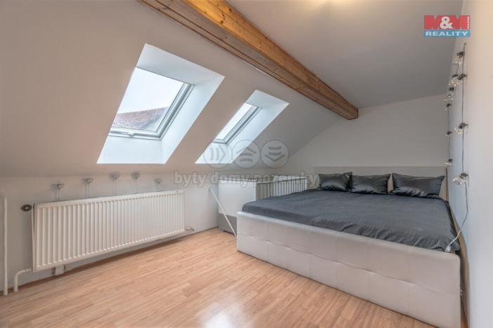 Prodej rodinného domu, Řepín, Hlavní, 272 m2