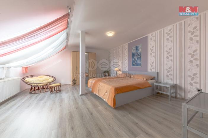 Prodej rodinného domu, Růžová, 495 m2