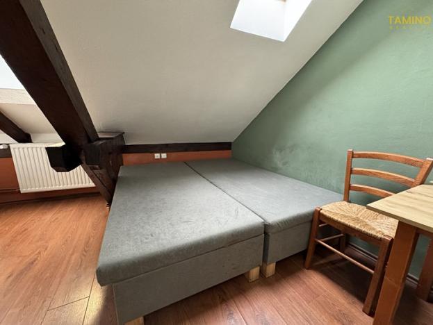 Pronájem bytu 1+kk, Moravské Budějovice, nám. Míru, 20 m2