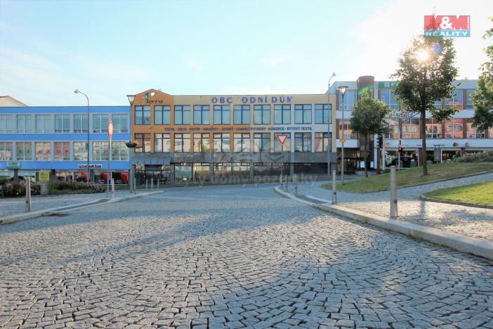 Pronájem obchodního prostoru, Žďár nad Sázavou - Žďár nad Sázavou 1, nám. Republiky, 500 m2